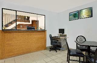 Motel Super 8 Waynesboro
