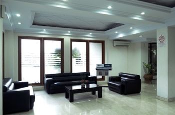 Hotel Puri Mega