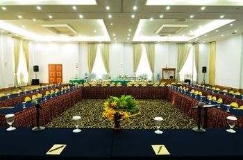 Hotel Puri Mega