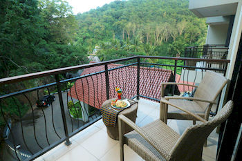 La Prima Hotel Flores