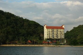La Prima Hotel Flores