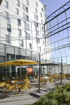 Hotel Lodge In M.i.s