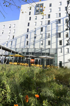 Hotel Lodge In M.i.s