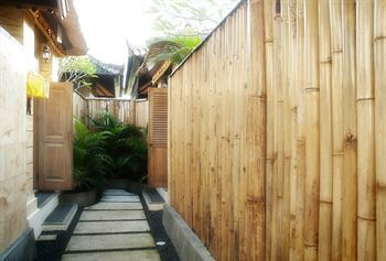 Hotel Kubu Kedungu Villas
