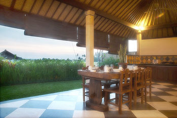 Hotel Kubu Kedungu Villas