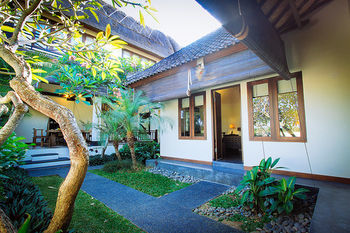 Hotel Kubu Kedungu Villas