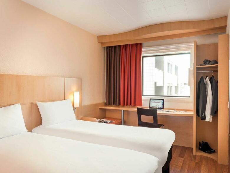 Hotel Ibis Paris La D�fense Centre