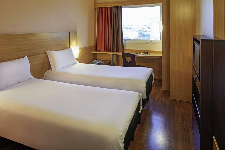 Hotel Ibis Paris La D�fense Centre