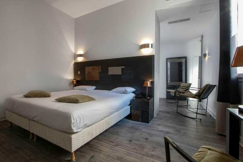 Hotel De Paris