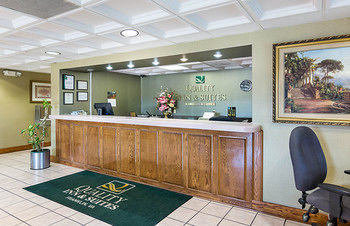 Hotel Quality Inn & Suites