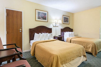 Hotel Quality Inn & Suites
