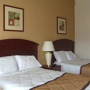 Hotel Express Inn