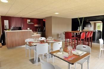 Hotel Campanile Saint Quentin