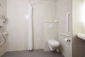 Hotel B&B H�tel Tours Centre St-avertin