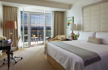 Four Seasons Hotel Baltimore