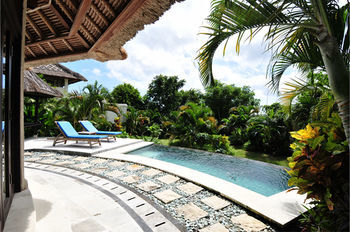 Blue Point Bay Villas And Spa
