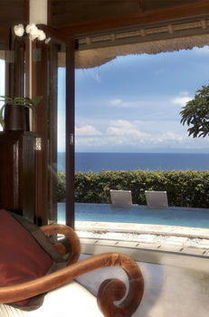 Blue Point Bay Villas And Spa