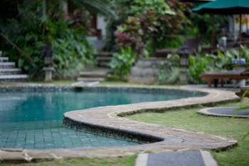 Apartamento Alam Sari Keliki Resort & Spa