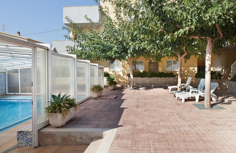 Hotel Apartamentos Els Romers