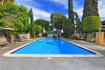Motel Super 8 Costa Mesa / Newport Beach Area