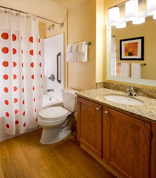 Hotel Towneplace Suites By Marriott Cleveland Westlake