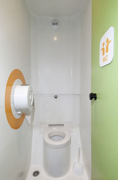 Hotelf1 Clermont Ferrand Issoire Coudes
