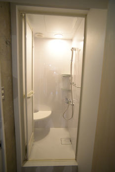 Artnshelter - Hostel