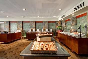Doubletree By Hilton Hotel Pleasanton At The Club