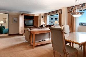 Doubletree By Hilton Hotel Pleasanton At The Club