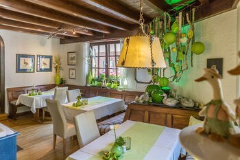 Br�hl�s Hotel Trapp