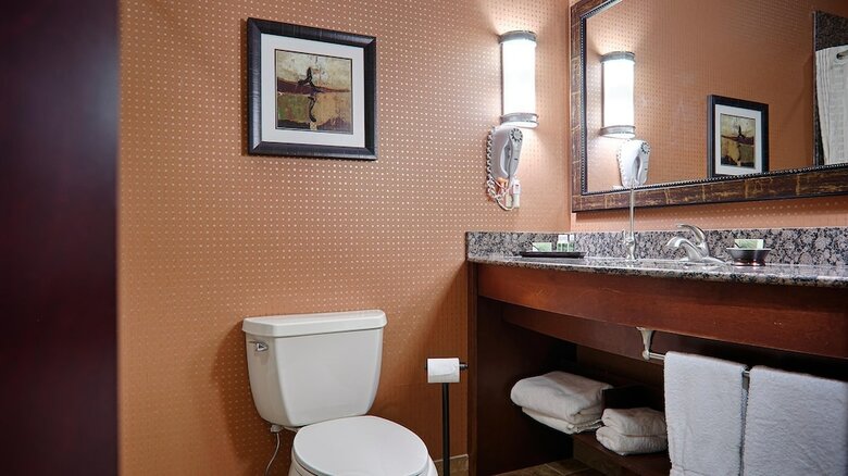 Hotel Best Western Premier Kc Speedway Inn & Suites