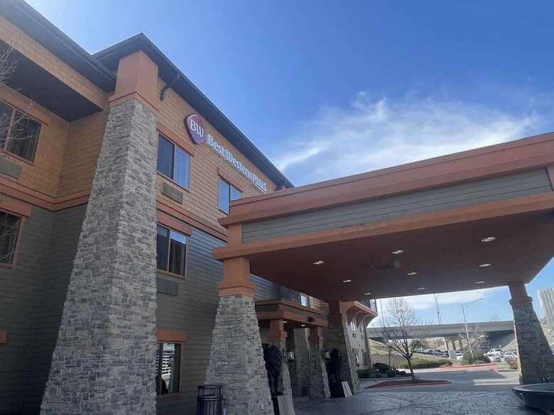 Hotel Best Western Premier Kc Speedway Inn & Suites