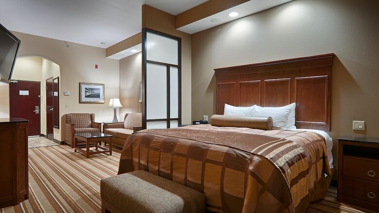 Hotel Best Western Premier Kc Speedway Inn & Suites