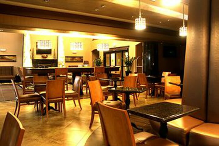 Hotel Best Western Premier Kc Speedway Inn & Suites