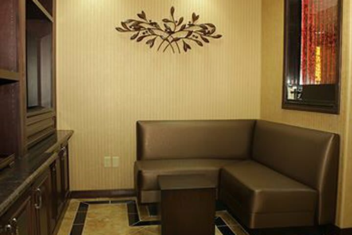 Hotel Best Western Premier Kc Speedway Inn & Suites