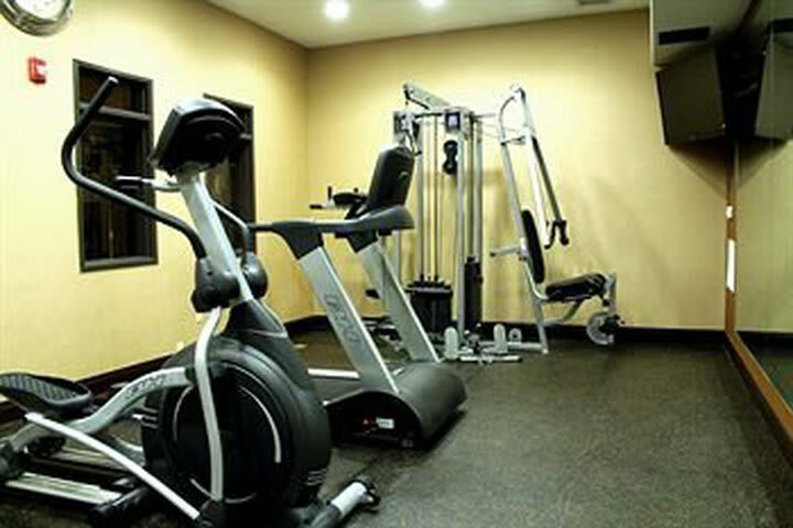 Hotel Best Western Premier Kc Speedway Inn & Suites