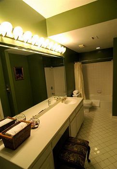Aparthotel Festiva's Church Street Inn