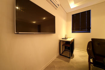 Hotel Stay 53