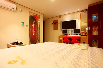Major Hotel