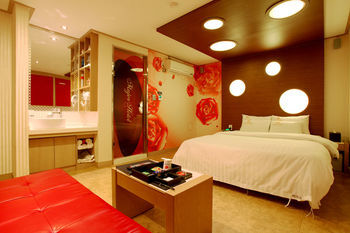 Major Hotel