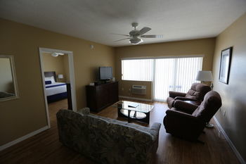 Aparthotel Shoreline Island Resort - Exclusively Adult