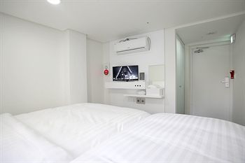 K-pop Hotel Seoul Tower