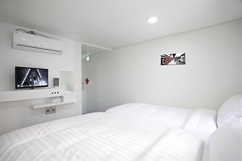K-pop Hotel Seoul Tower