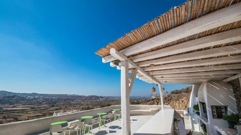 Halcyon Villas