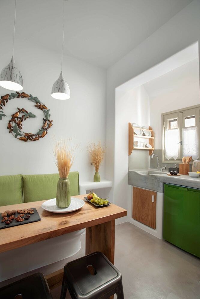 Halcyon Villas
