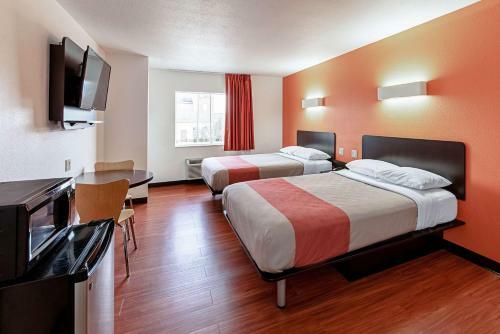 Hotel Motel 6 Lebanon In