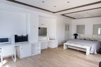 Hotel Celestia Grand