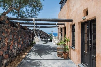 Villa Ramni House By Thireon