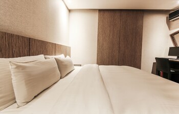 E-hotel