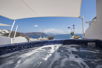 Hotel Ambition Suites